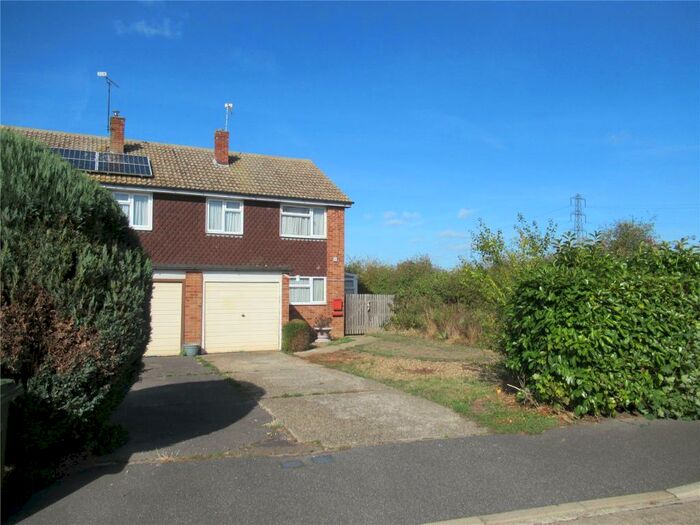 3 Bedroom Semi-Detached House For Sale In Bate-Dudley Drive, Bradwell-on-Sea, Southminster, CM0