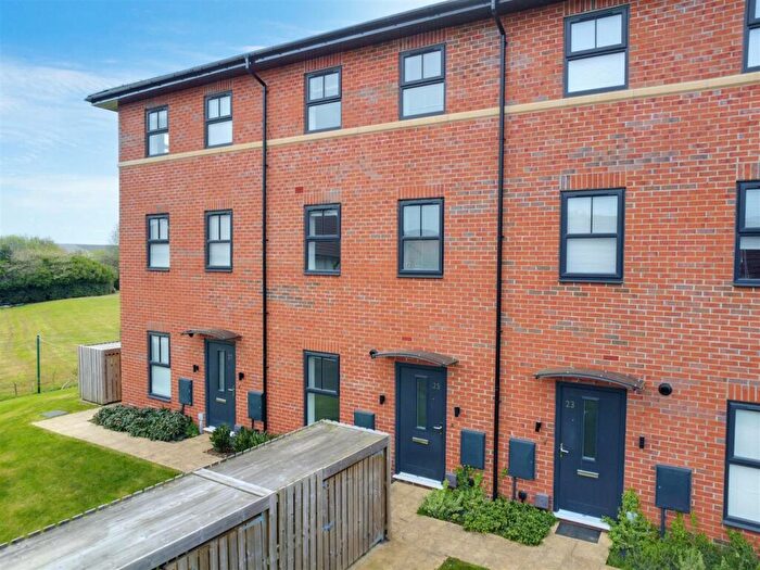 2 Bedroom Terraced House For Sale In Newbold Street, Bilborough, NG8