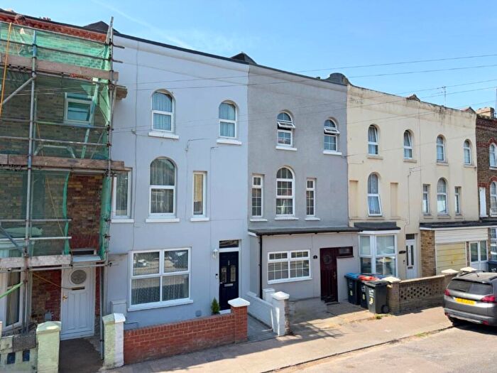 4 Bedroom Town House For Sale In Leopold Road, Ramsgate, CT11