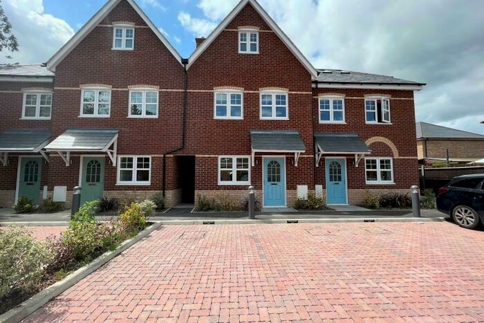 3 Bedroom Terraced House To Rent In Brookwood, Woking, GU21