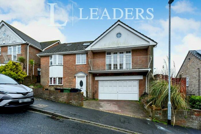 5 Bedroom Detached House To Rent In Saxon Close, BN2