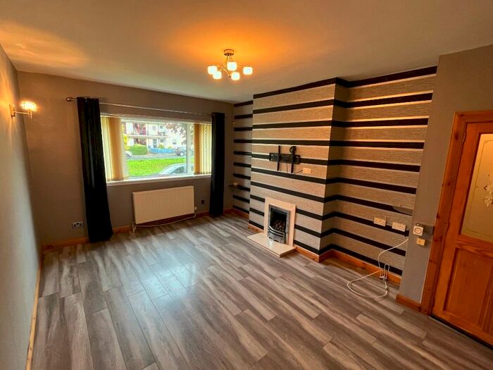 2 Bedroom Flat To Rent In Ashmore Road, Glasgow, G43