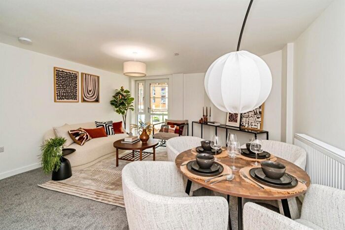 1 Bedroom Apartment For Sale In Back Of The Walls, Southampton, SO14