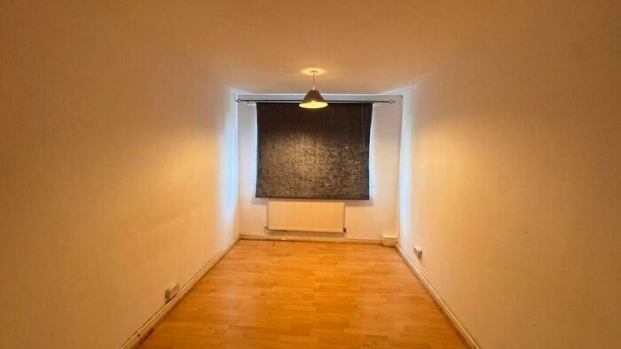 3 Bedroom Terraced House To Rent In Chatsworth Road, London, E15