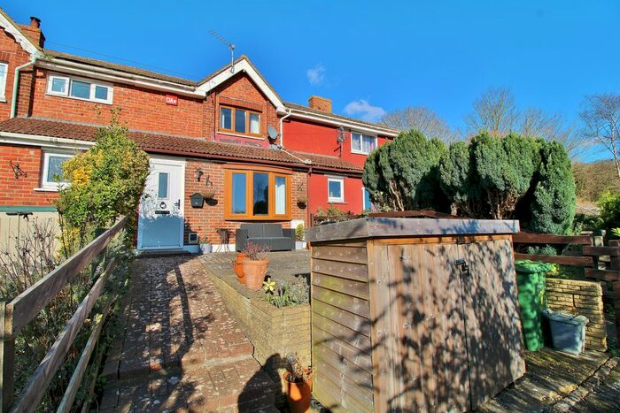 2 Bedroom Terraced House For Sale In Southwick Hill Road, Cosham, Portsmouth, PO6