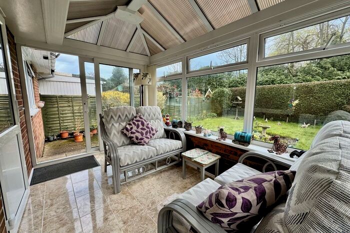 2 Bedroom Bungalow For Sale In Gosford Way, Polegate, East Sussex, BN26