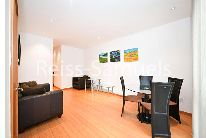 1 Bedroom Duplex To Rent In Westferry Road, London, Isle Of Dogs, E14