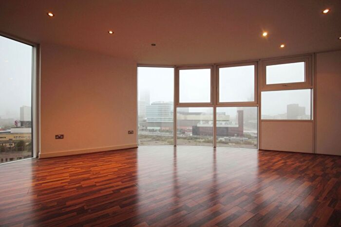 2 Bedroom Flat To Rent In Stratford Eye, Angel Lane, Stratford, E15