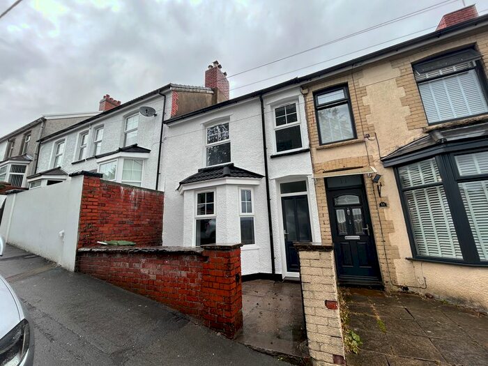3 Bedroom Terraced House To Rent In Bryn Terrace, Hengoed, CF82