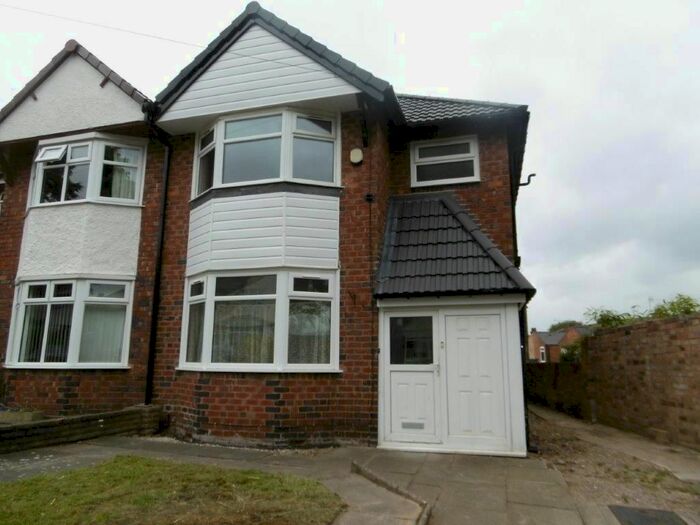 3 Bedroom Semi-Detached House To Rent In Balmoral Road, Birmingham, B23