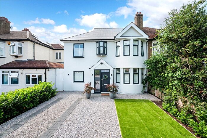 4 Bedroom Semi-Detached House For Sale In Farnaby Road, Shortlands, BR2