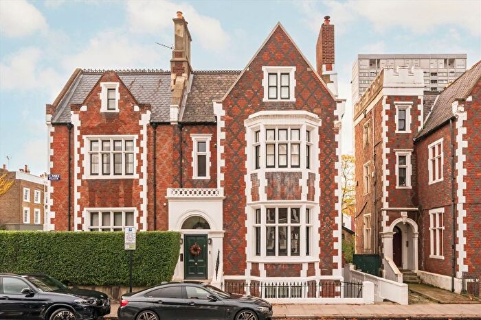 2 Bedroom Flat To Rent In St. Anns Villas, Holland Park, W11