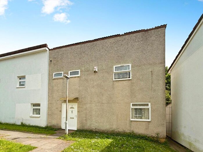 2 Bedroom Semi Detached House For Sale In Camberley Road, Knowle, Bristol, BS4