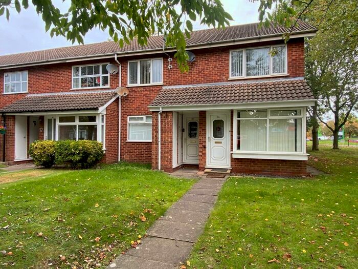 2 Bedroom Maisonette To Rent In Cheswood Drive, Minworth, Sutton Coldfield., B76