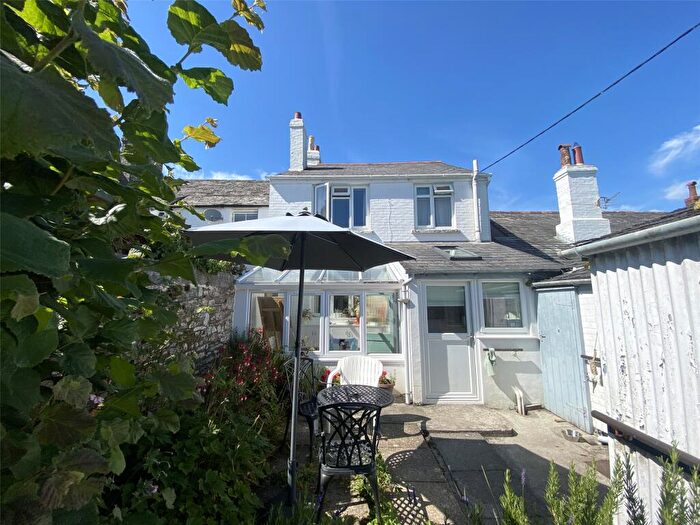3 Bedroom End Of Terrace House For Sale In Duke Street, Launceston, Cornwall, PL15