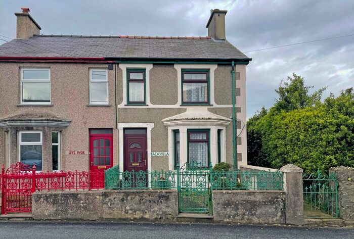 2 Bedroom Semi-Detached House For Sale In Groeslon, Caernarfon, Gwynedd, LL54
