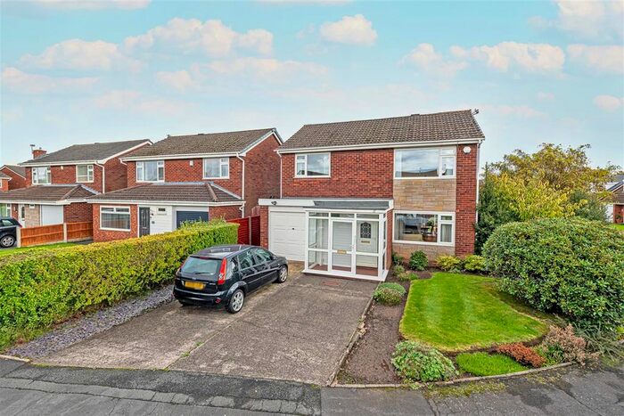 4 Bedroom Detached House To Rent In Bunbury Drive, Runcorn, WA7