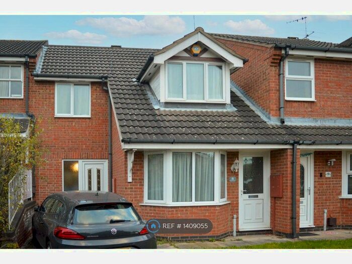 3 Bedroom Terraced House To Rent In Mallow Close, Hamilton, Leicester, LE5