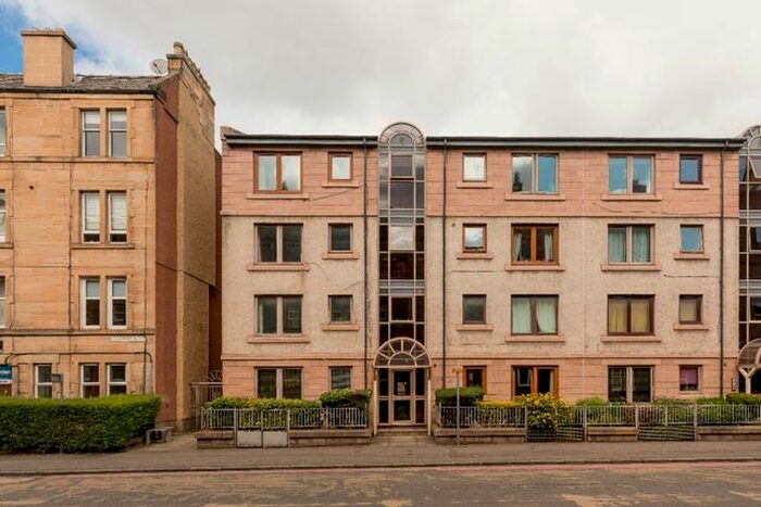 2 Bedroom Flat To Rent In Slateford Road, Slateford, Edinburgh, EH11