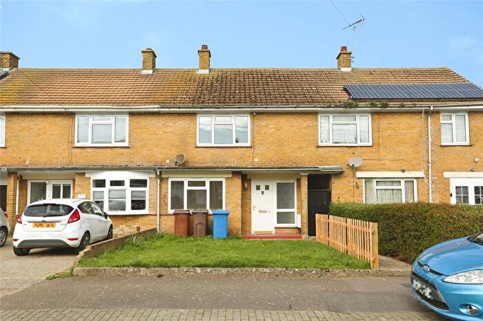 2 Bedroom Terraced House For Sale In Cambridge Road, Sittingbourne, Kent, ME10