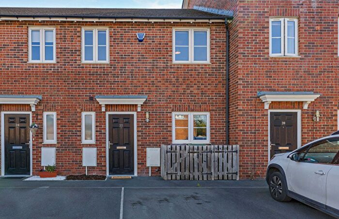 3 Bedroom Town House For Sale In Old Mill Way, Castleford, West Yorkshire, WF10