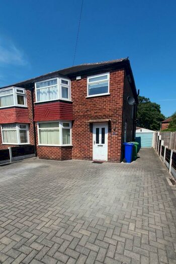 3 Bedroom House To Rent In Jayton Avenue, Manchester, M20