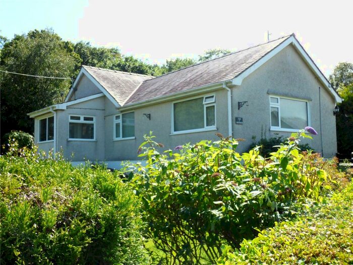 4 Bedroom Bungalow For Sale In Braichmelyn, Bethesda, Bangor, Braichmelyn, LL57
