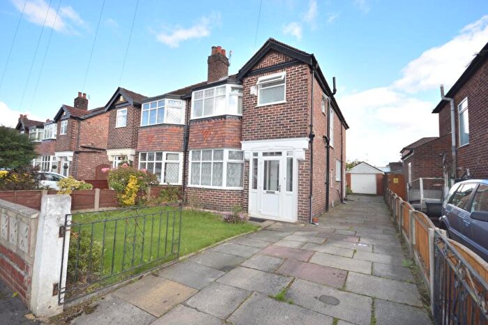 3 Bedroom Semi Detached House To Rent In Oulton Avenue, Sale, M33