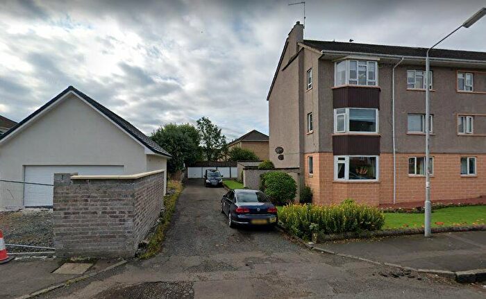 Garage / Parking For Sale In Garage Premises, King's Gardens Broomhill Avenue, Newton Mearns, Glasgow, Lanarkshire, G77