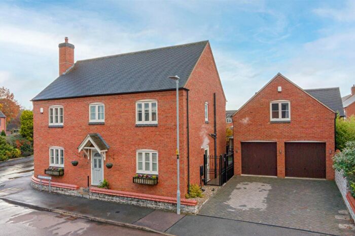 4 Bedroom Detached House For Sale In Barton Road, Congerstone, CV13