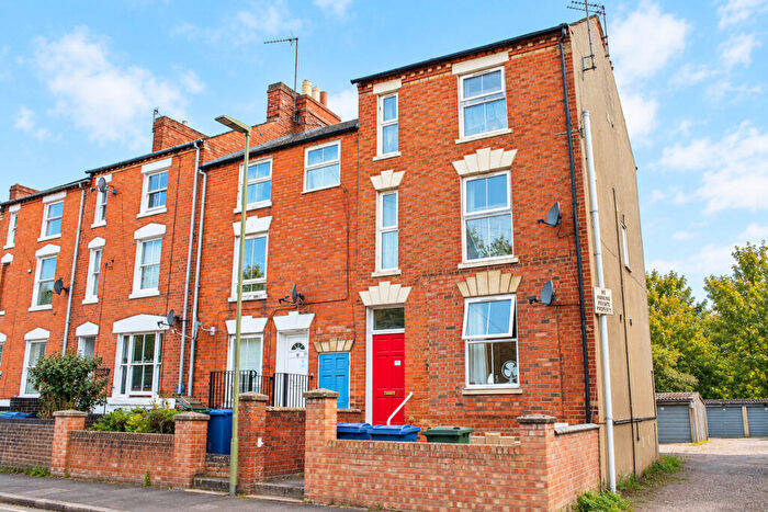 3 Bedroom Apartment To Rent In West Street, Banbury, OX16