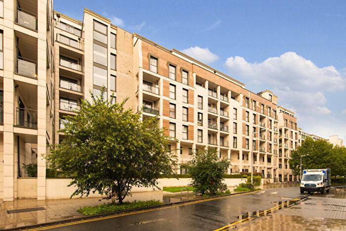 Flat To Rent In Skerne Road, Kingston Upon Thames, KT2