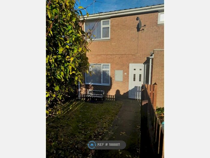 3 Bedroom End Of Terrace House To Rent In Cragside Court, Consett, DH8