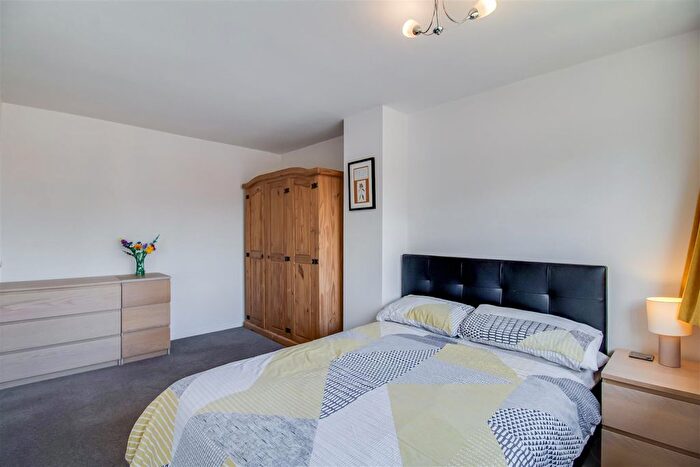 3 Bedroom End Terrace House For Sale In Co Operative Street, Dewsbury, WF12