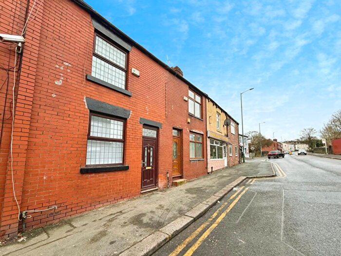 2 Bedroom Terraced House To Rent In Stockport Road, Hyde, Greater Manchester, SK14