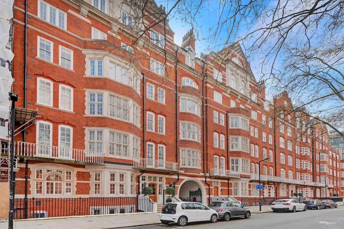 1 Bedroom Flat To Rent In Bedford Avenue, London, WC1B