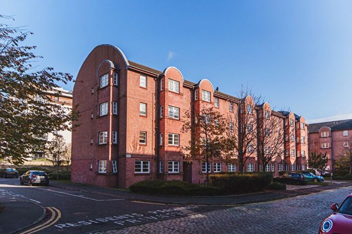 2 Bedroom Flat For Sale In / Tower Street, The Shore, Edinburgh, EH6