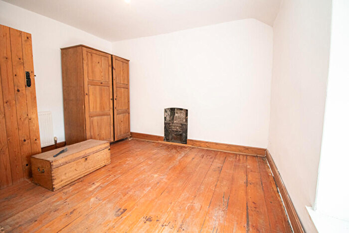 2 Bedroom Cottage To Rent In Merthyr Road, Tongwynlais, CF15