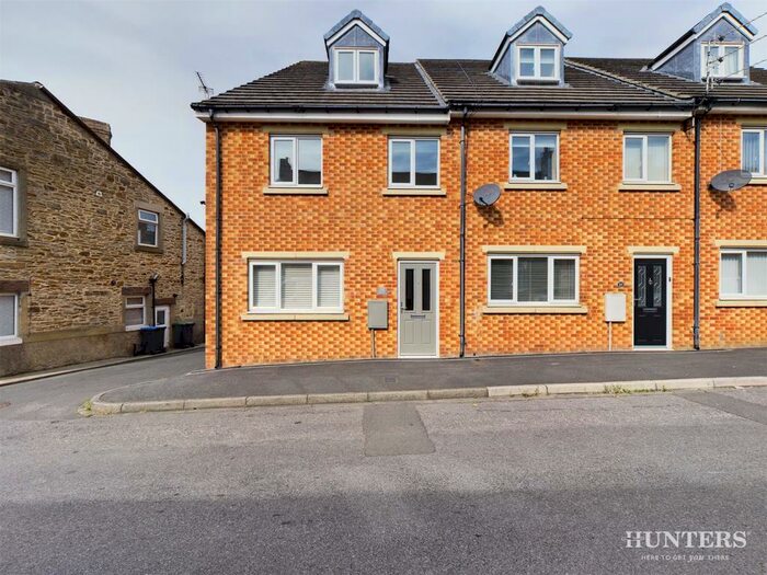 3 Bedroom End Of Terrace House To Rent In Cleadon Street, Consett, DH8