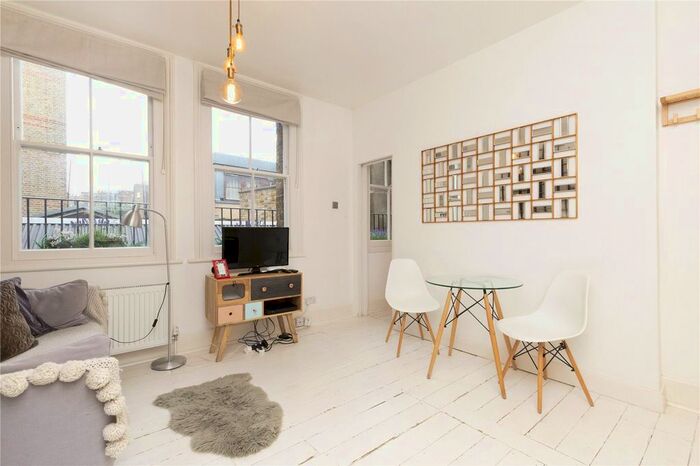 1 Bedroom Flat To Rent In Upper Street, London, N1