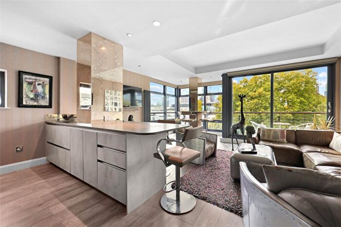 2 Bedroom Apartment For Sale In City Road, EC1Y