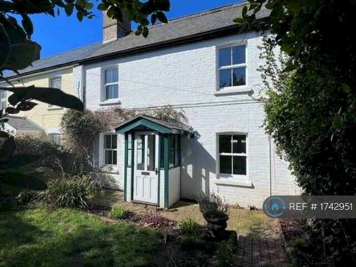 3 Bedroom Terraced House To Rent In Britannia Road, Poole, BH14