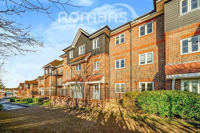 2 Bedroom Apartment To Rent In Aspen Court, HP13