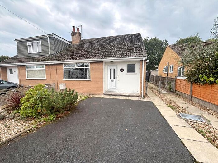 2 Bedroom Bungalow For Sale In Links Road, Knott End On Sea, Poulton Le Fylde, FY6