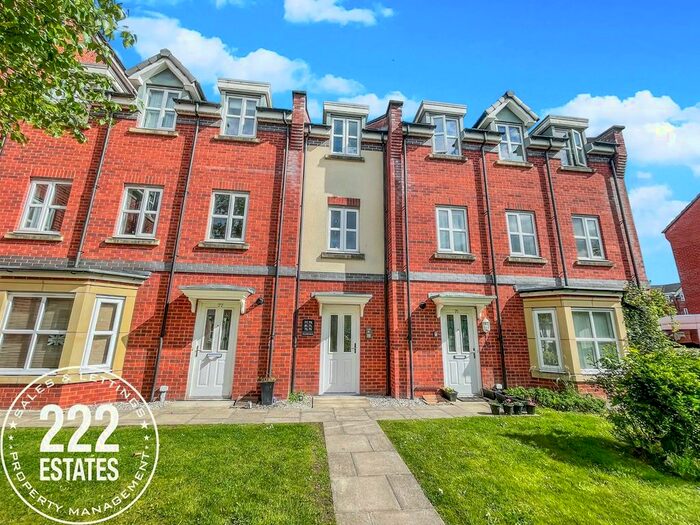 2 Bedroom Flat To Rent In Rylands Drive, Warrington WA2