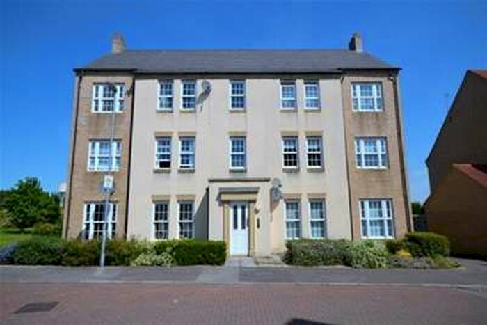 2 Bedroom Flat To Rent In Longchamp Drive, Ely, CB7