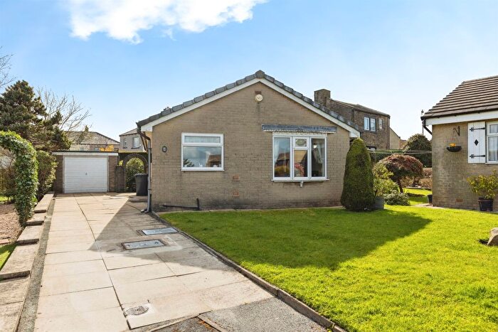 2 Bedroom Detached Bungalow For Sale In Anson Grove, Bradford, BD7