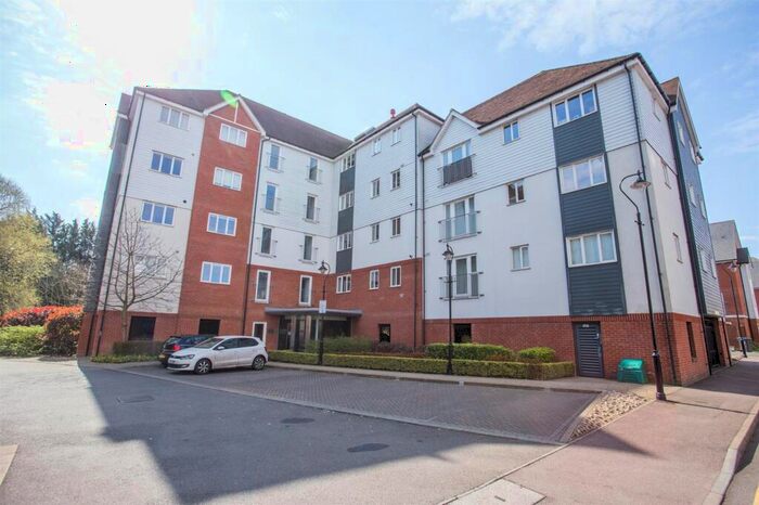 2 Bedroom Apartment To Rent In Westwood Drive, Canterbury, CT2
