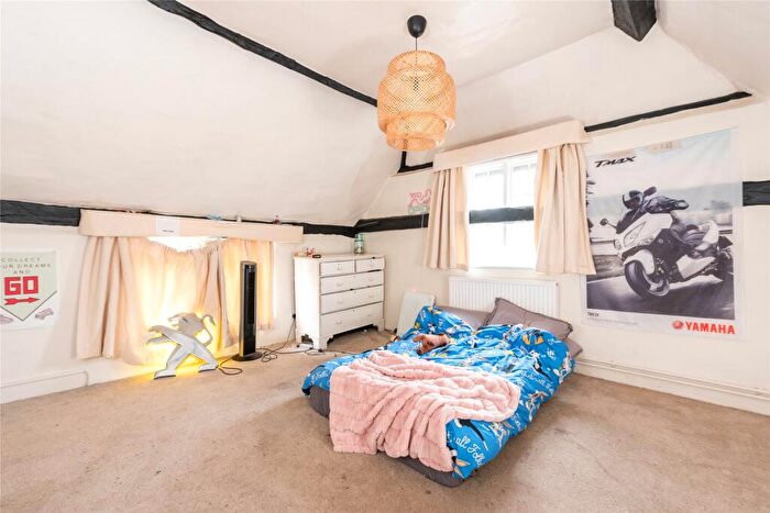 3 Bedroom End Of Terrace House For Sale In High Street, Gosmore, Hertfordshire, SG4