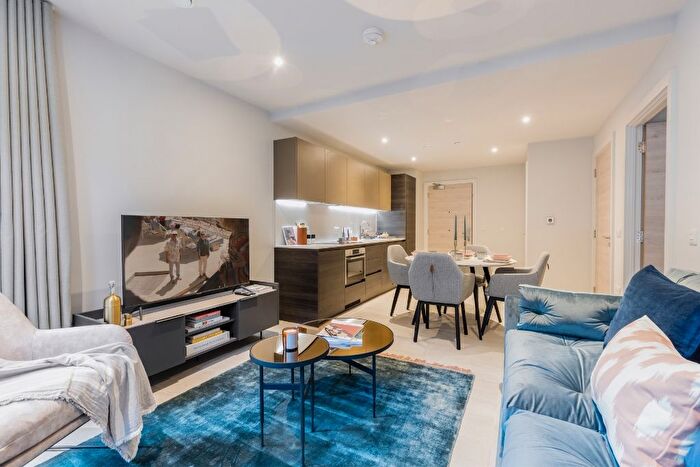 1 Bedroom Flat To Rent In Mcewan Walk, Edinburgh, EH3